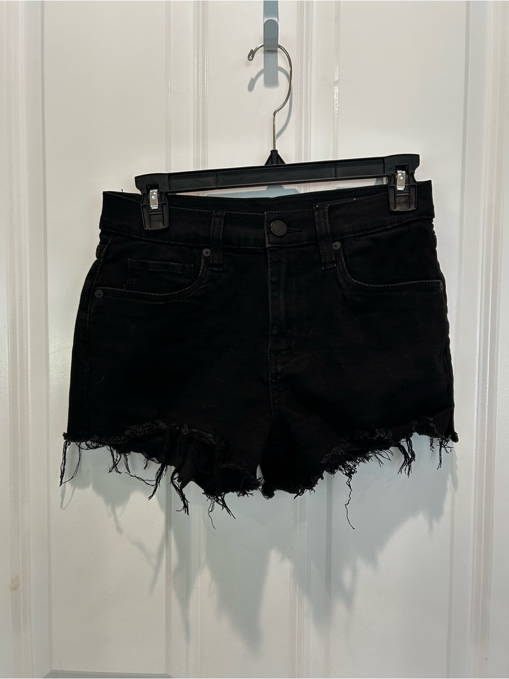 Blank NYC Black Frayed Hem Denim Cutoff Shorts High Waist Festival Shorts Sz 25 - Picture 2 of 7